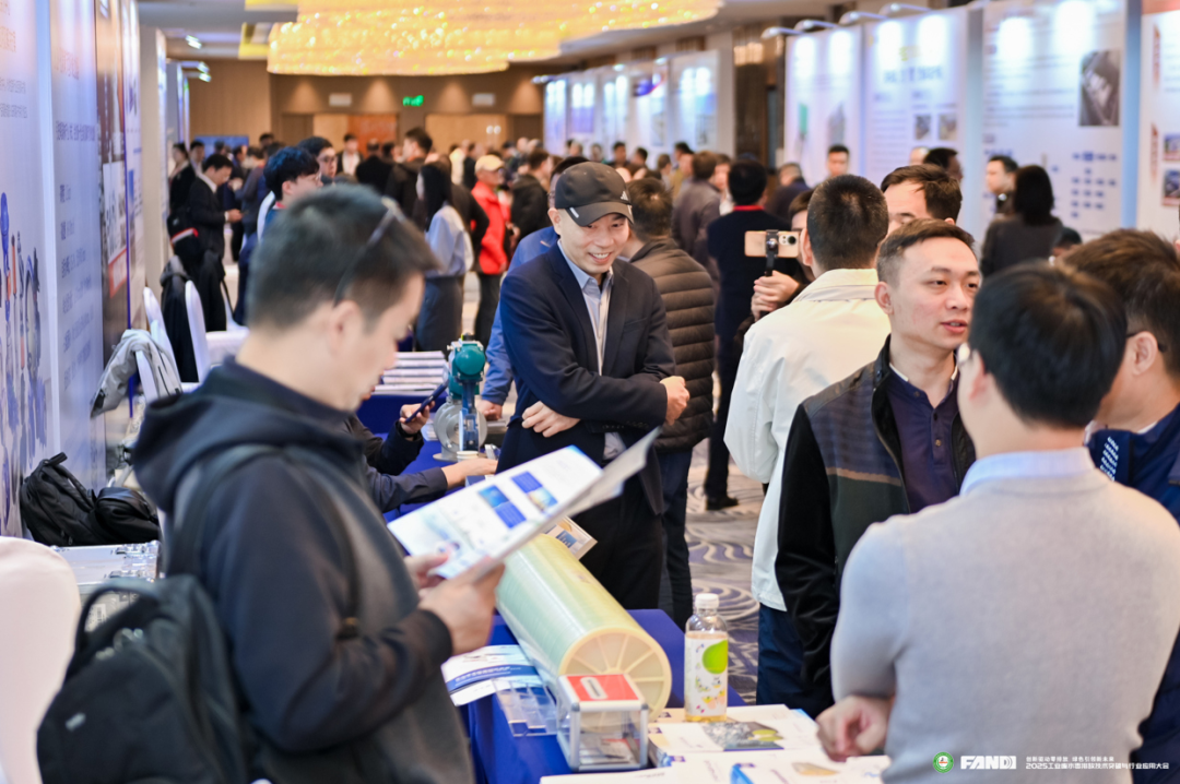 嘉戎技術(shù)展位現(xiàn)場